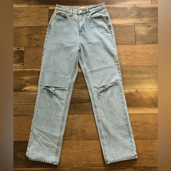 Princess Polly Lightwash Denim - Size 6 - Picture 2 of 5